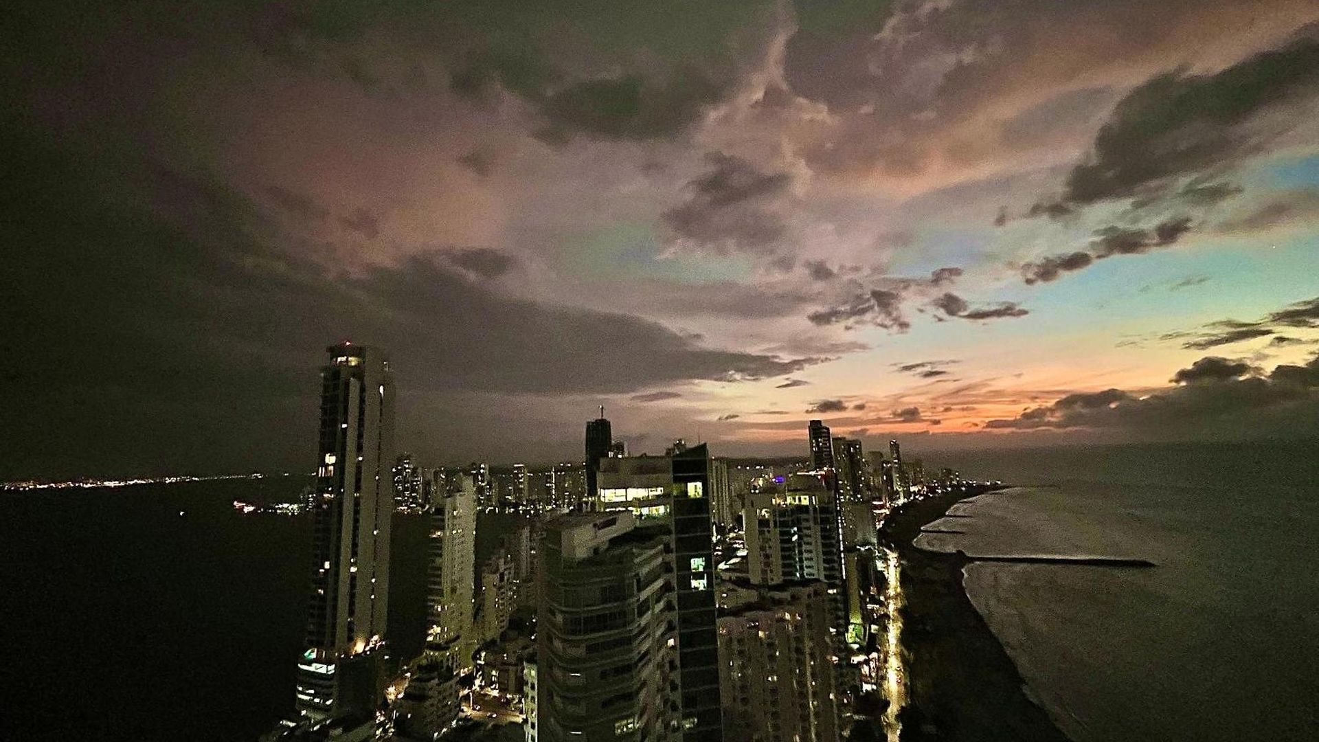 Apartment Duplex Piso 34 Frente Al Mar