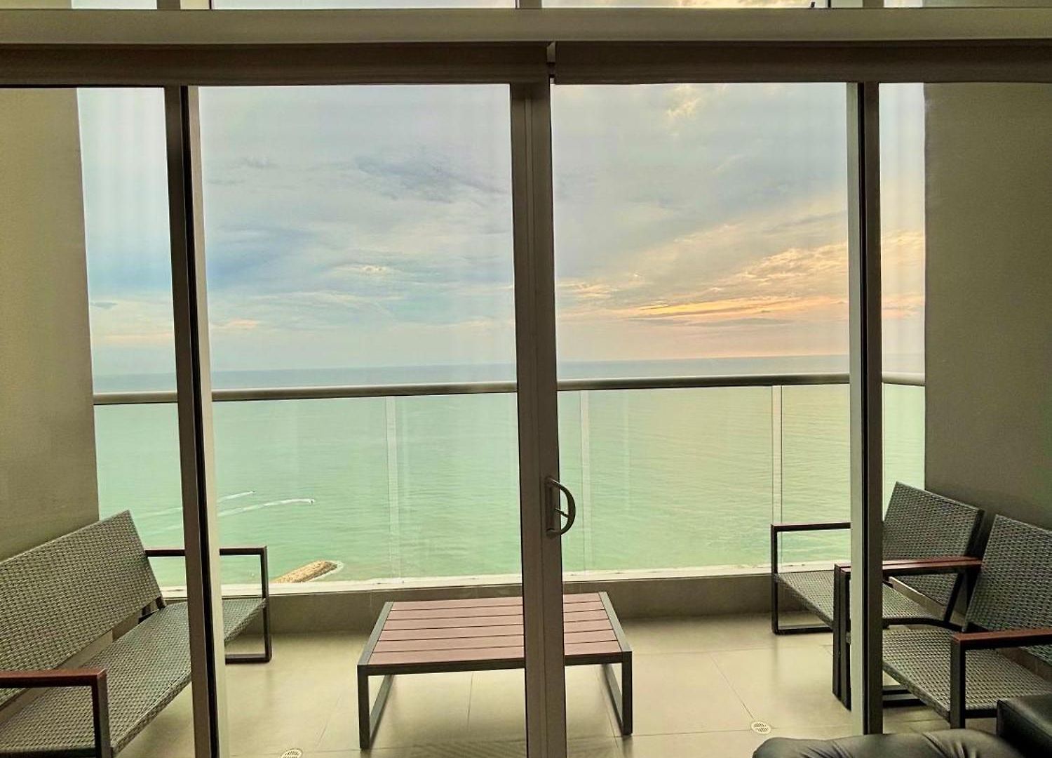 Duplex Piso 34 Frente Al Mar