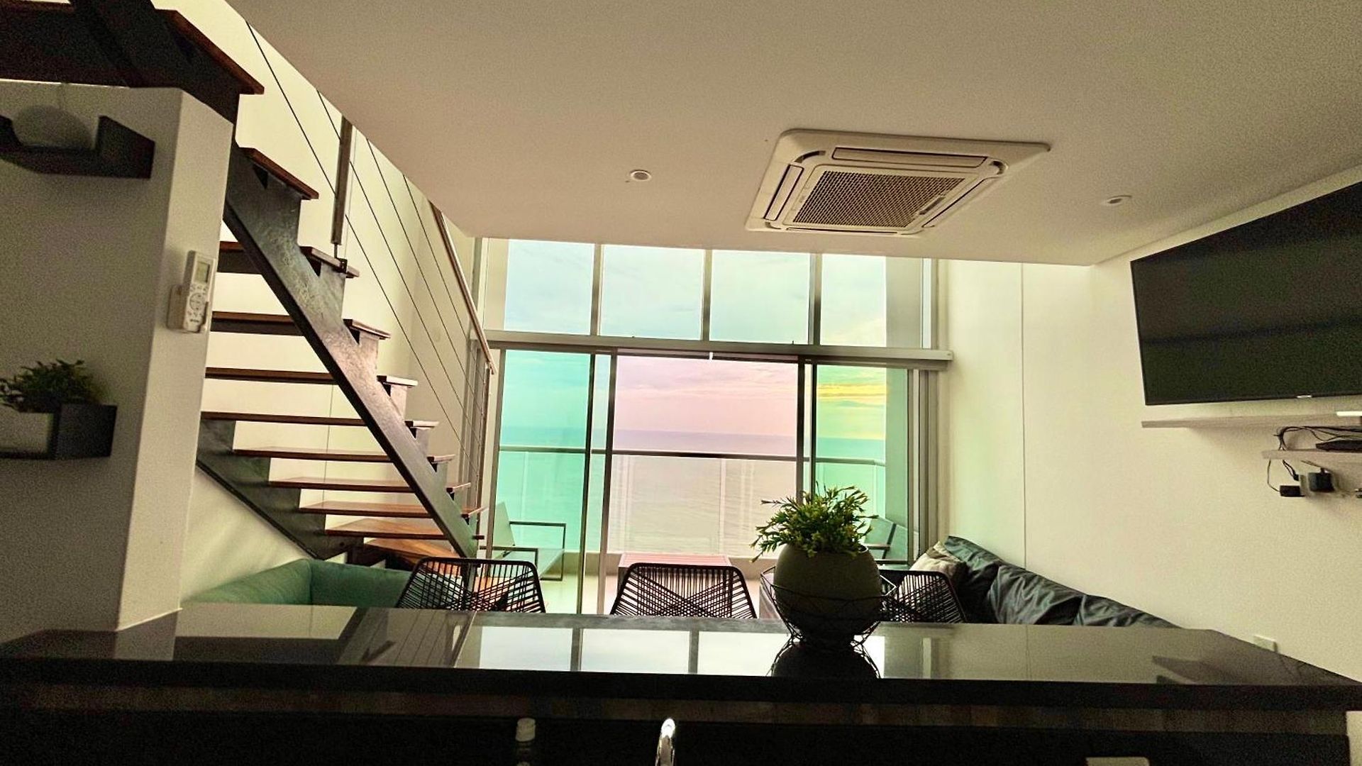 Duplex Piso 34 Frente Al Mar Apartment